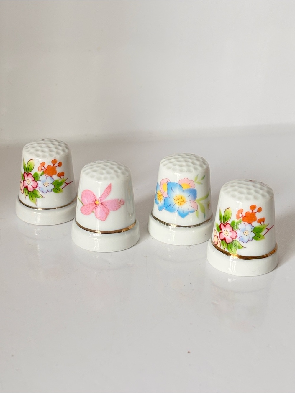 Yves ROCHER Collectible Sewing Thimble Set of 4 Flower Decorated Earthenware Dic